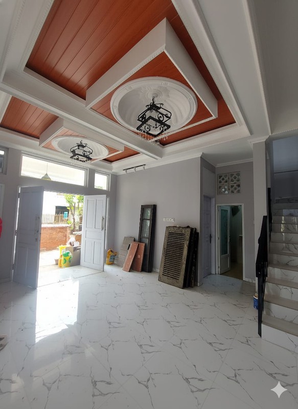 Rumah Baru di Megapolitan Cinere Pinggir Jalan Utama, Cocok untuk Usaha