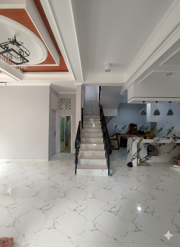 Rumah Baru di Megapolitan Cinere Pinggir Jalan Utama, Cocok untuk Usaha