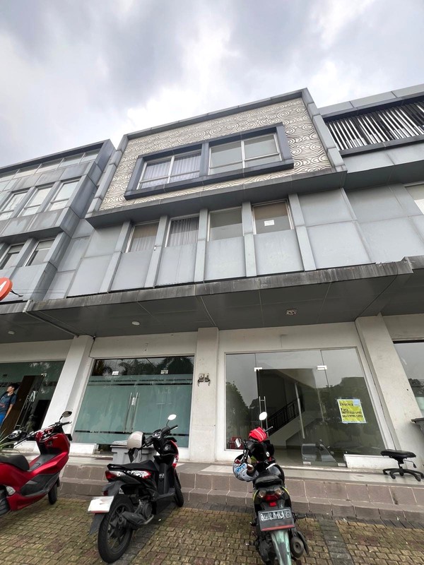 Ruko New Jasmine Gading Serpong - Lokasi Super Strategis & Ramai