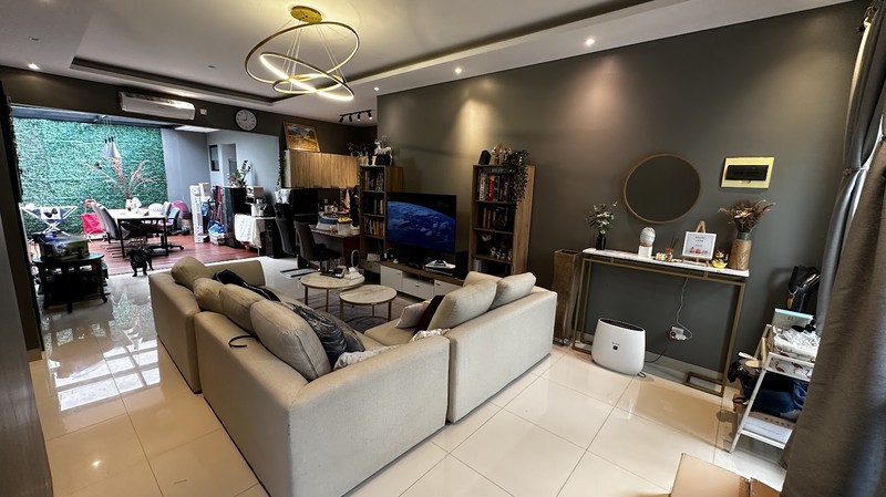 Rumah Modern 2 Lantai bertema Resort The Avani BSD City Serpong Tangerang - Dekat Tol Serbaraja & Stasiun Cisauk