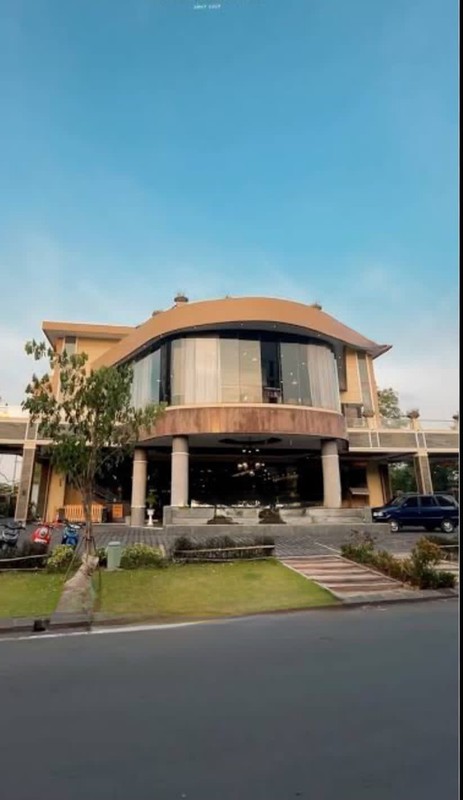 Jual Gedung Serbaguna Nirwana Kahuripan Sidoarjo