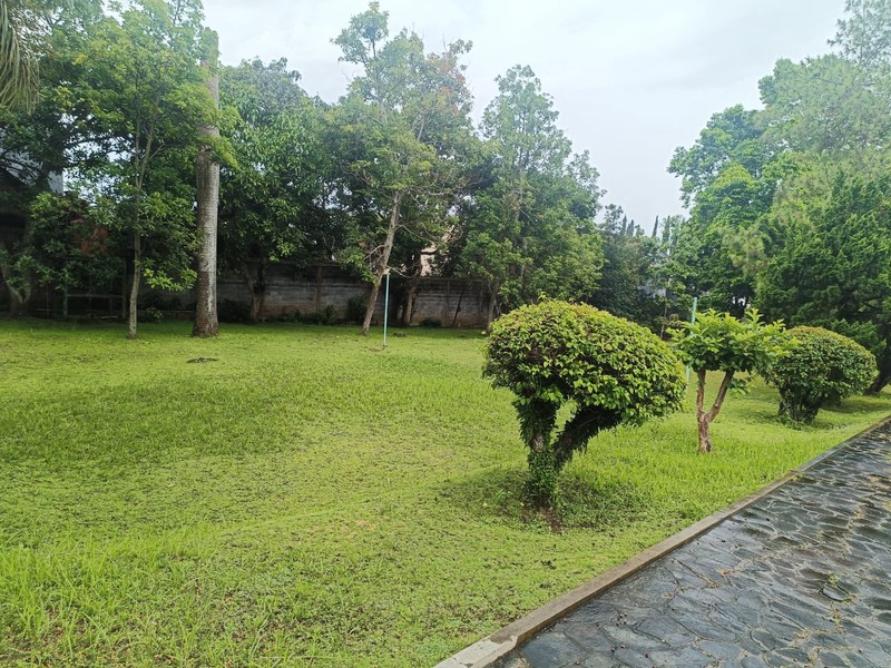 Dijual Villa di Batu Jl Imam Bonjol II .