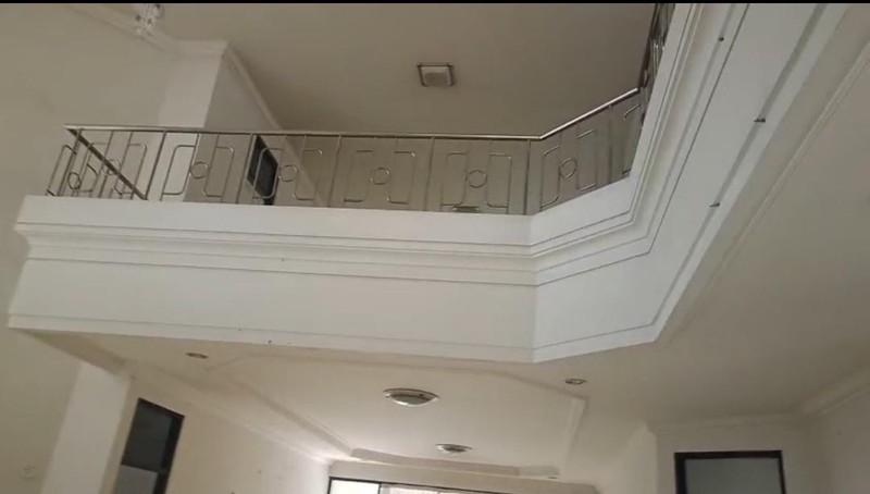 Dijual Villa di Batu Jl Imam Bonjol II .