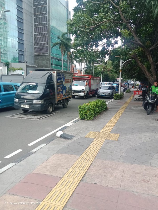DISEWAKAN RUKO 4 LANTAI DEKAT TANAH ABANG JAKARTA PUSAT