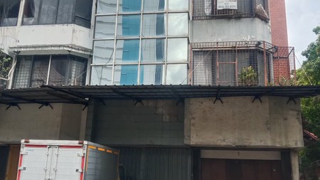 DISEWAKAN RUKO 4 LANTAI DEKAT TANAH ABANG JAKARTA PUSAT