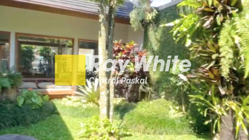 Rumah Cantik Nyaman dan Asri Ada Private Pool di Sayap Ciumbuleuit Bandung