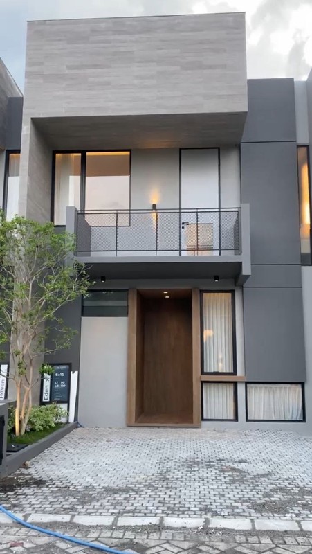 Rumah diJual Central Park Merr, Mudah, Cepat & Aman di Gununganyar