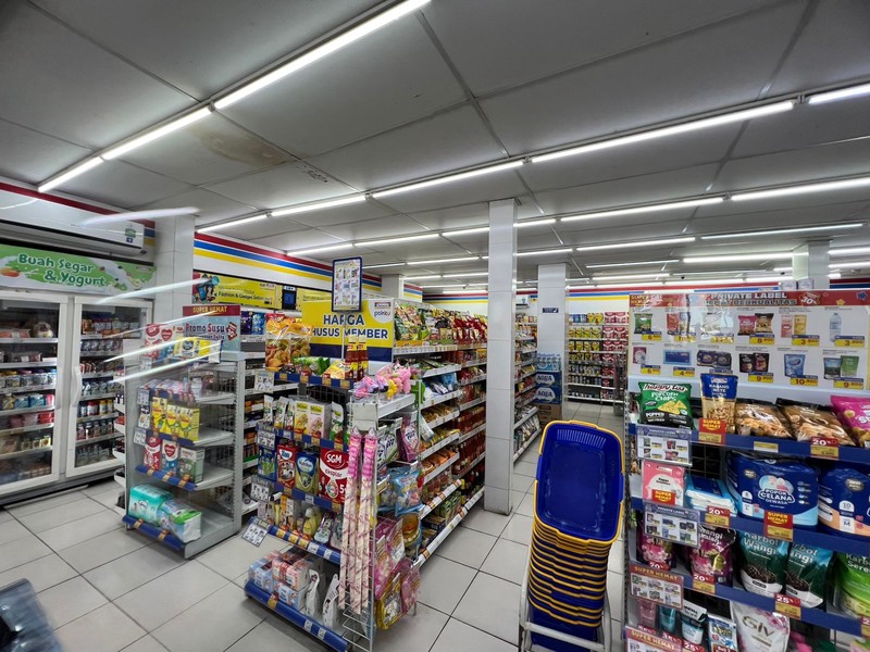 Rumah Pinggir Jalan Utama Di Bintaro Sektor 5 Tangerang Selatan