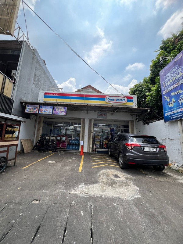 Rumah Pinggir Jalan Utama Di Bintaro Sektor 5 Tangerang Selatan