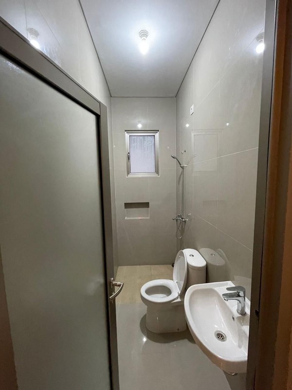 DIJUAL RUMAH GREENLAND RESIDENCE CLUSTER GARBERA JALAN RAYA LABAN MENGANTI PERBATASAN SURABAYA BARAT