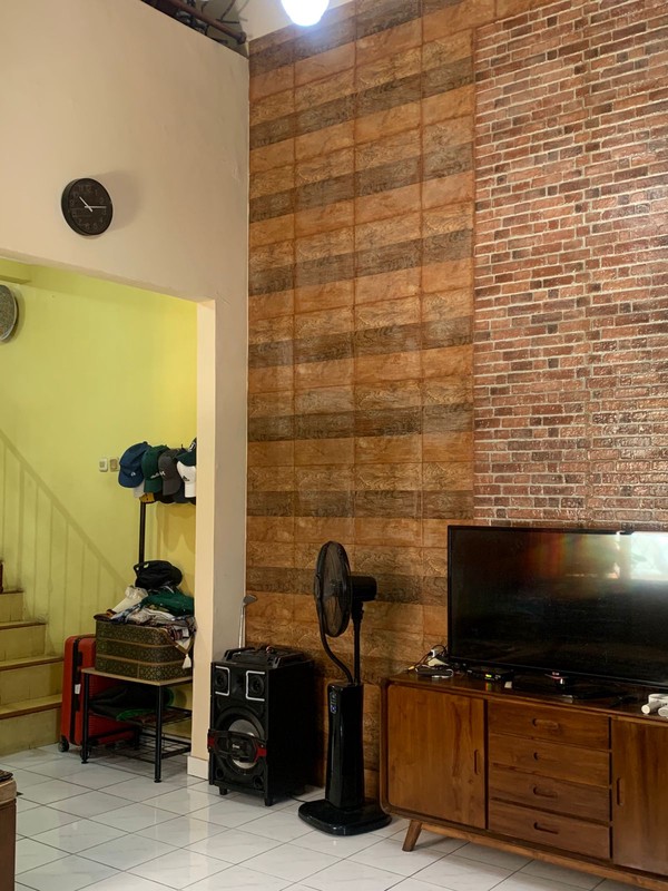 Rumah Bagus Di Jl Beruang Raya Pondok Ranji Tangerang Selatan