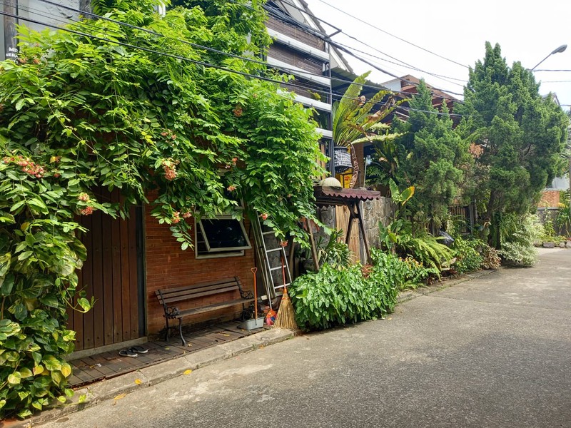 Rumah Bagus Di Komp Nerada Ciputat Tangerang Selatan