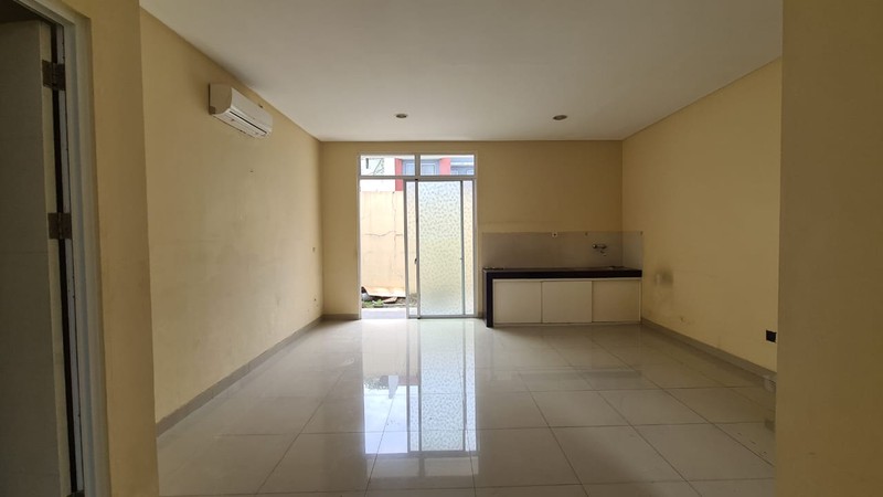 Rumah 2 Lantai Siap Huni dengan Hunian Nyaman dan Asri @Tangerang