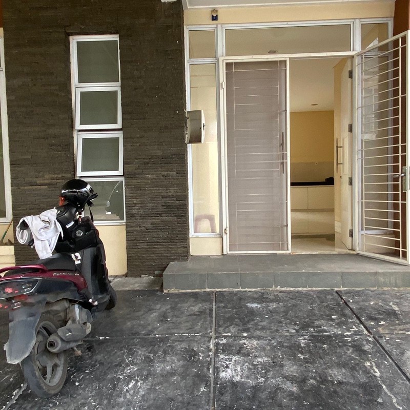Rumah 2 Lantai Siap Huni dengan Hunian Nyaman dan Asri @Tangerang