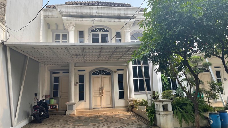 Rumah semi furnished Perumahan Permata Green Sentosa