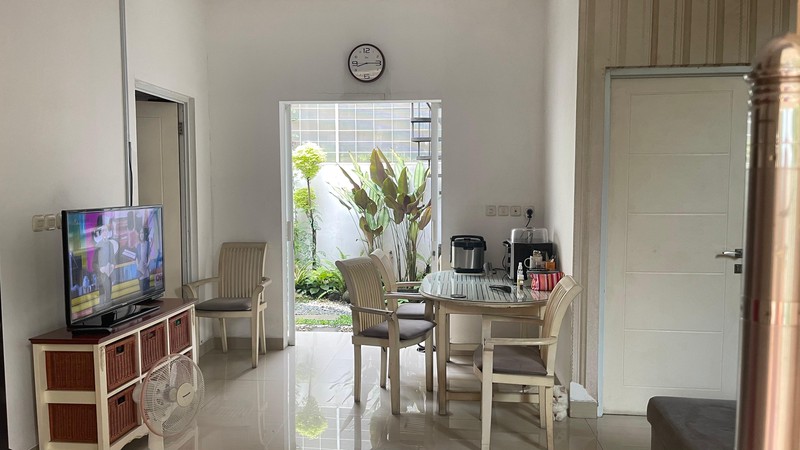 Rumah semi furnished Perumahan Permata Green Sentosa