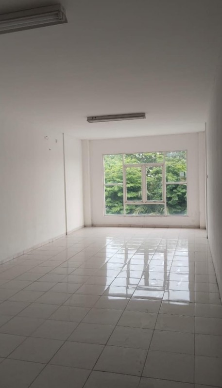 Dijual Ruko Nol Jalan Raya Manukan Tama - Tandes Surabaya Barat - Parkiran Mobil Luas Cocok Buat Segala Usaha