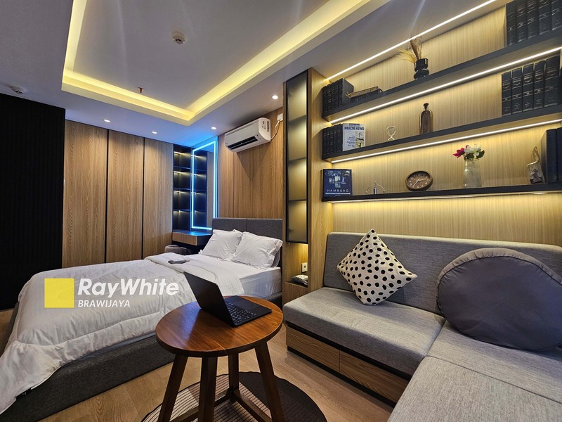 Brand New Place di Apartemen Antasari Place, Jakarta Selatan, 1 BR, City View