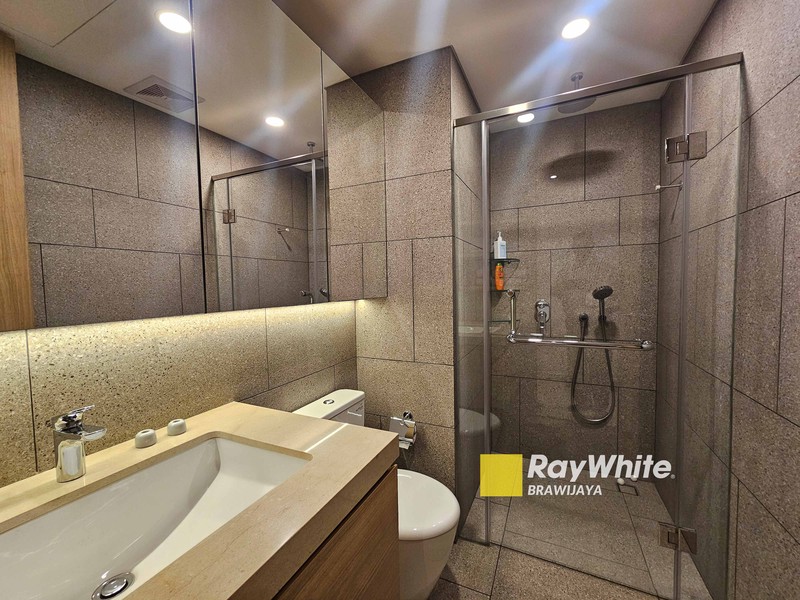 Brand new unit di Apartemen Antasari Place, lantai 7, 1 BR, City View