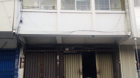 Dijual cepat ruko 3 lantai di jl Sukarjo Wiryopranoto, jakarta barat , lokasi strategis pinggir jalan raya