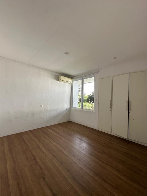 Dijual rumah asri di Jl Duren Bangka  - Kemang - Jakarta Selatan