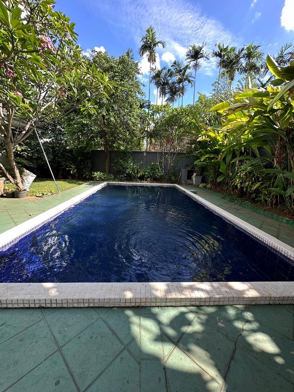 Dijual rumah asri di Jl Duren Bangka  - Kemang - Jakarta Selatan