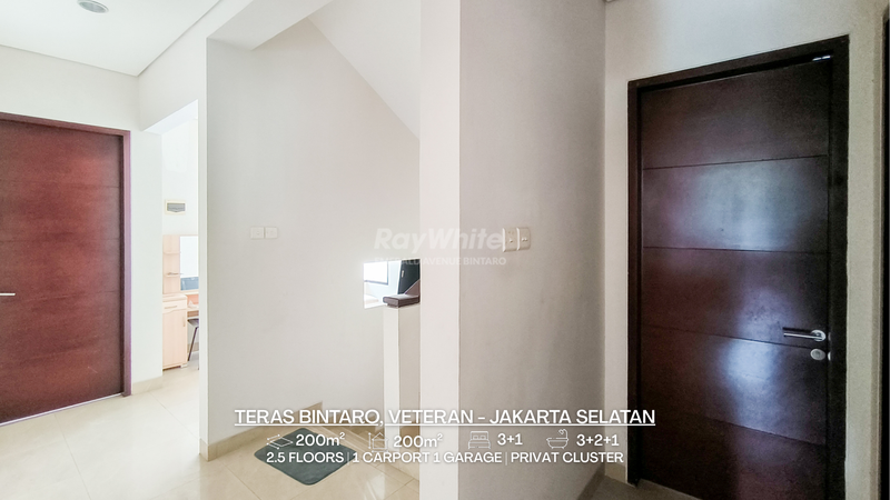 Rumah Hoek Modern untuk Keluarga Aktif di Teras Bintaro, Jakarta Selatan - Eksklusif, Siap Huni & Dekat Kolam Renang