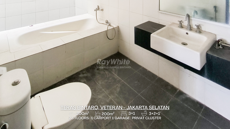 Rumah Hoek Modern untuk Keluarga Aktif di Teras Bintaro, Jakarta Selatan - Eksklusif, Siap Huni & Dekat Kolam Renang