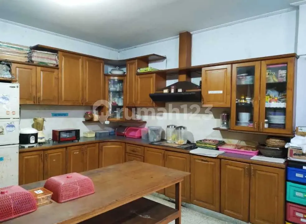 RUMAH/TEMPAT USAHA MAINROAD LODAYA (Fn)