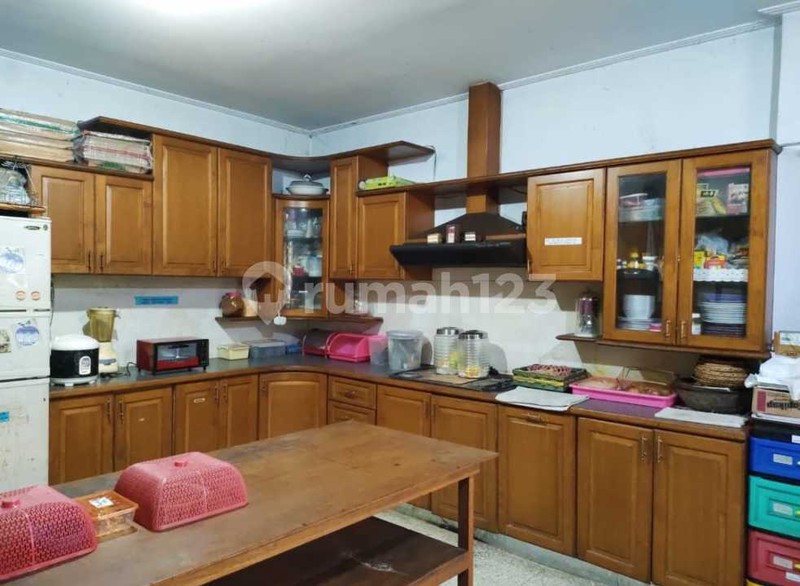 RUMAH/TEMPAT USAHA MAINROAD LODAYA (Fn)