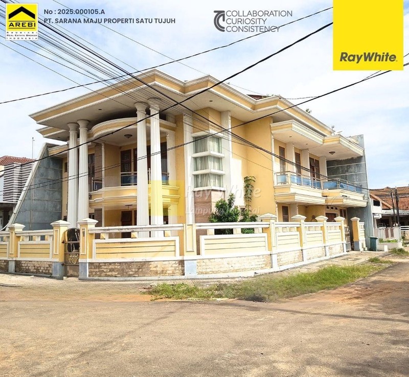 Rumah mewah way halim bandar lampung