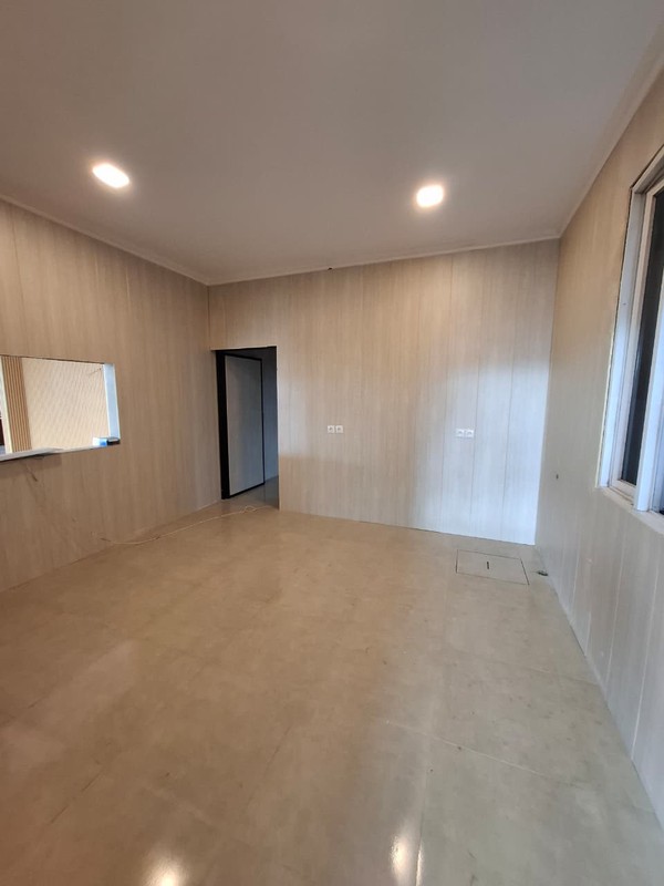 Disewakan Ruang Usaha Bangunan Baru 1.500 Meter Persegi Di Jalan Monjali, Sinduadi, Sleman