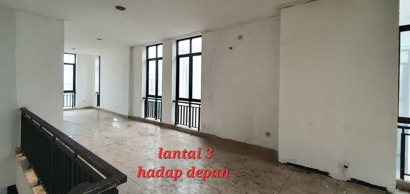 Barang langka: Ruko hoek-gandeng-dua muka di Sedayu City, Kelapa Gading