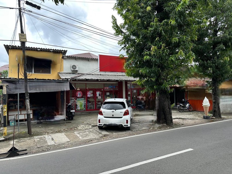 Ruko siap pakai daerah komersial di Pondok Indah Jakarta