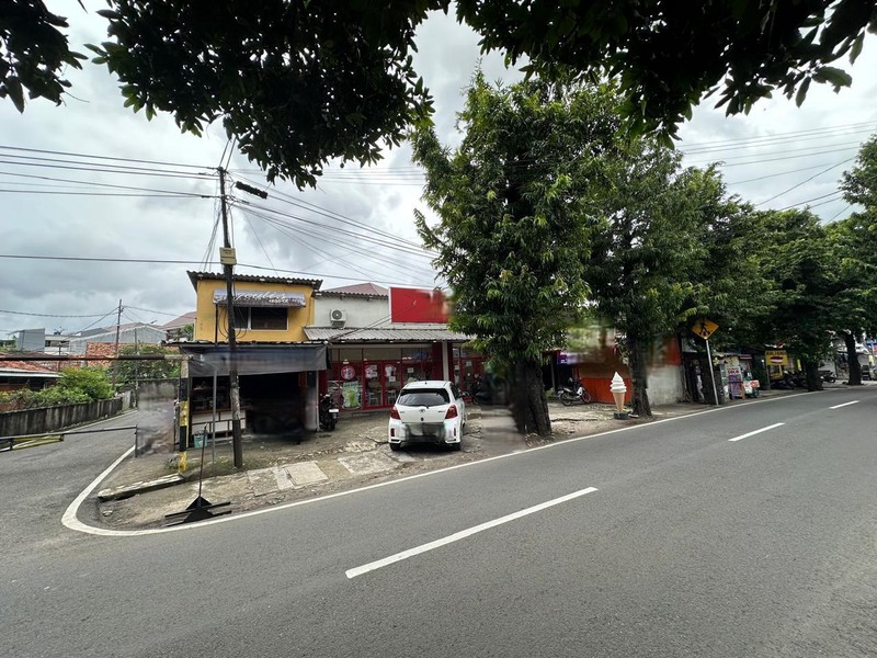 Ruko siap pakai daerah komersial di Pondok Indah Jakarta