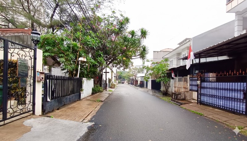 Rumah Strategis di Jantung Pondok Indah - Harga Menarik!