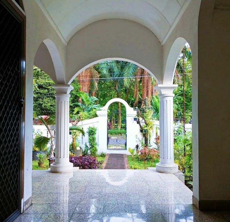 DIJUAL  Rumah Bagus Tanah  Kusir Lokasi Strategis di JakSeL