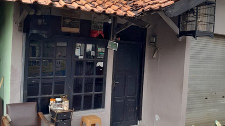 Rumah hitung tanah saja di jati cempaka pondok gede bebas banjir