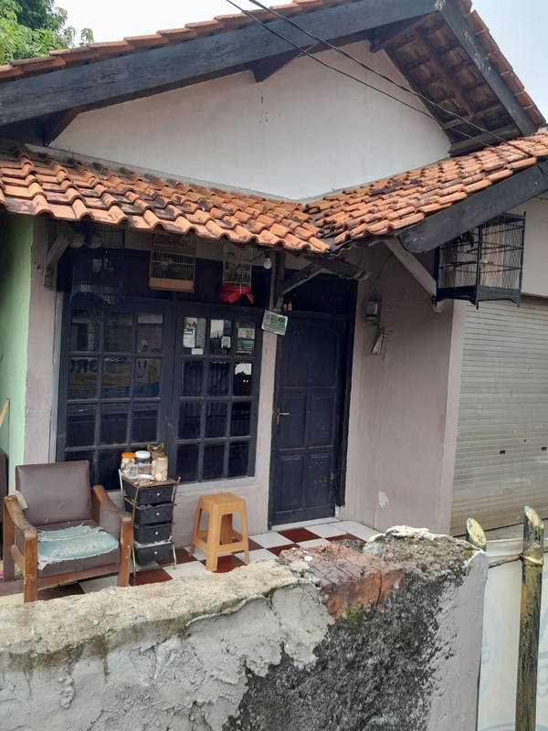 Rumah hitung tanah saja di jati cempaka pondok gede bebas banjir