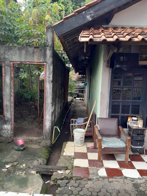 Rumah hitung tanah saja di jati cempaka pondok gede bebas banjir