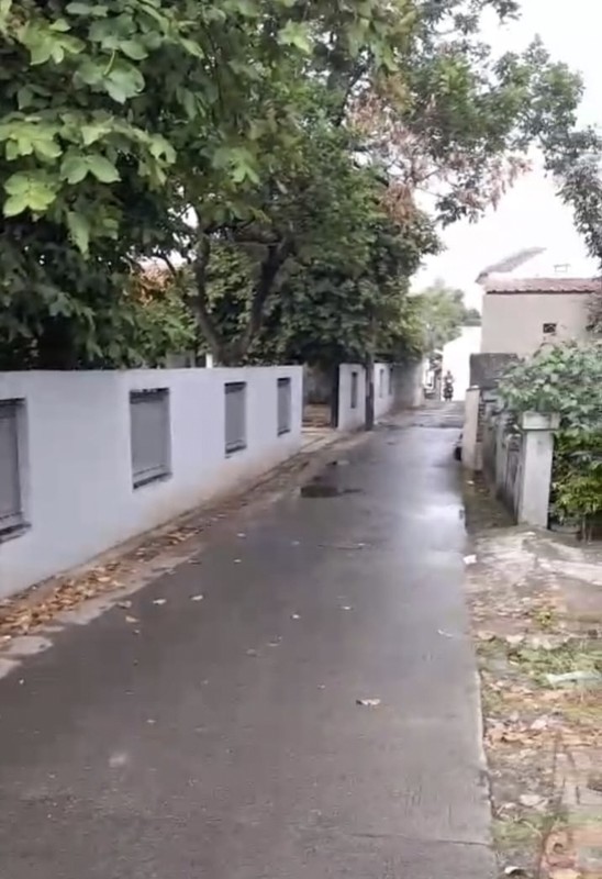 Rumah hitung tanah saja di jati cempaka pondok gede bebas banjir