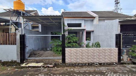Rumah Renovasi Finishing di The Metro Graha - Siap Jadi Seperti Baru