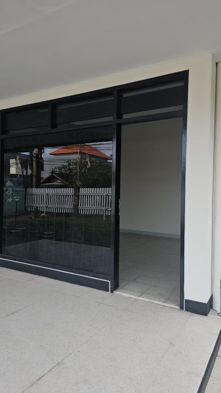 FOR SALE - Rare 900 sqm  Land + 200 m2 House in Exclusive Renon, Denpasar - BALI