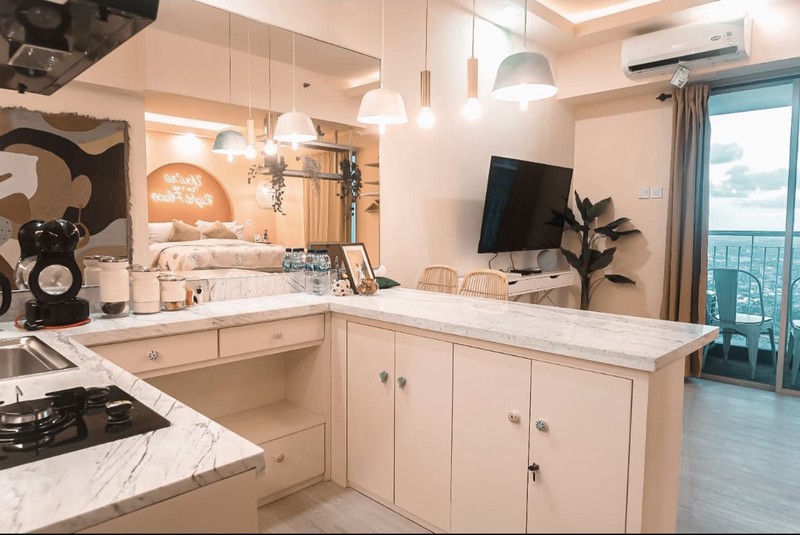 Dijual Apartemen Anderson Pakuwon Mall tipe 1 Bedroom Full Furnished Modern Desain Interior  - Lantai 25 - View Kota dan Pool