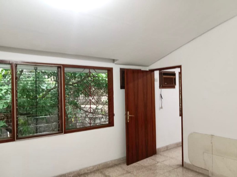 DIJUAL CEPAT! RUMAH LUAS LOKASI STRATEGIS DI PONDOK INDAH