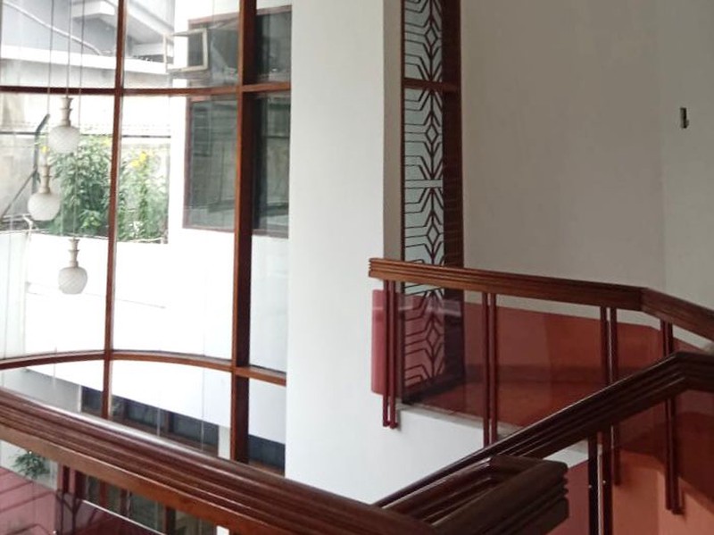 DIJUAL CEPAT! RUMAH LUAS LOKASI STRATEGIS DI PONDOK INDAH