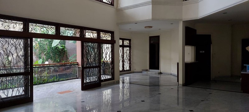 [DIsewa} Rumah 2 Lantai Siap Huni dengan Hunian Nyaman dan Asri @Kebayoran Baru, Jakarta Selatan