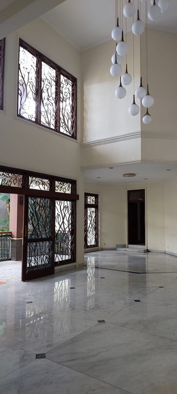 [DIsewa} Rumah 2 Lantai Siap Huni dengan Hunian Nyaman dan Asri @Kebayoran Baru, Jakarta Selatan