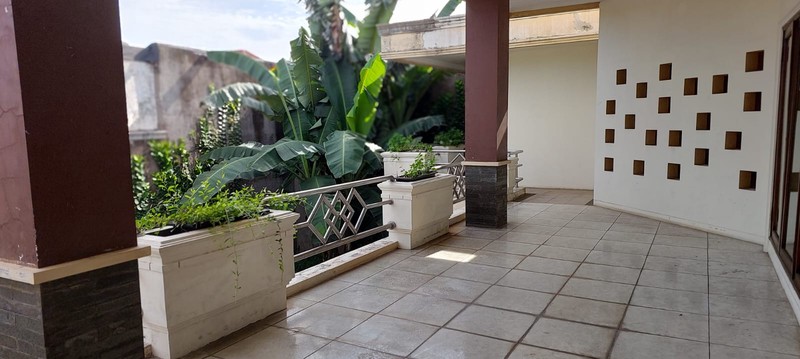 [DIsewa} Rumah 2 Lantai Siap Huni dengan Hunian Nyaman dan Asri @Kebayoran Baru, Jakarta Selatan