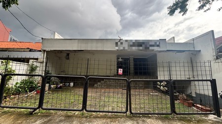 Prime Location! Dijual Properti Komersial Bergengsi di Kramat Pela Kebayoran Baru